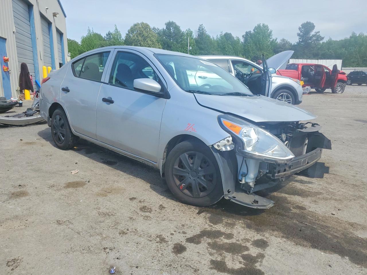 2018 NISSAN VERSA S PLUS photo 10