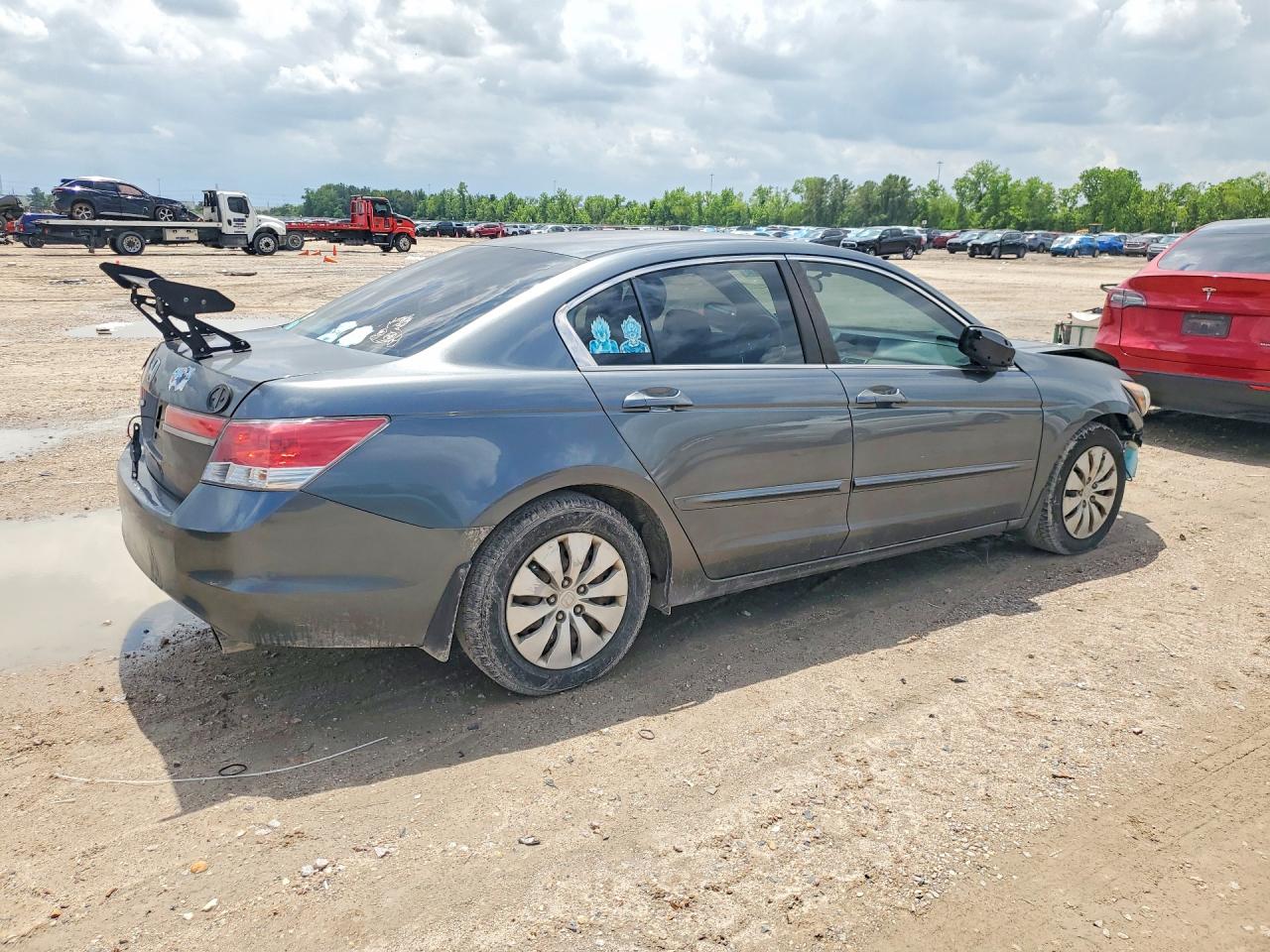 2011 HONDA ACCORD LX photo 5
