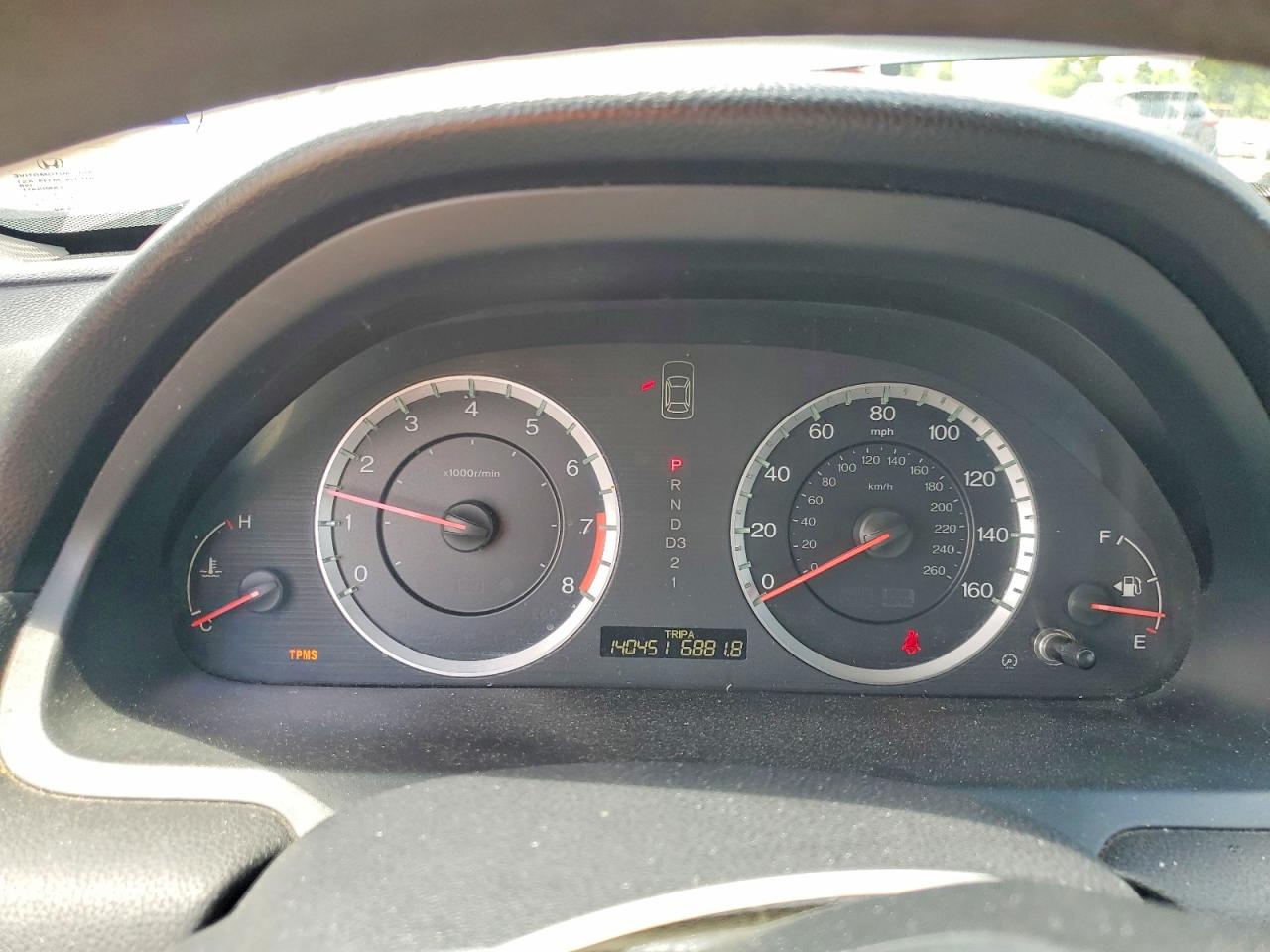 2011 HONDA ACCORD LX photo 17