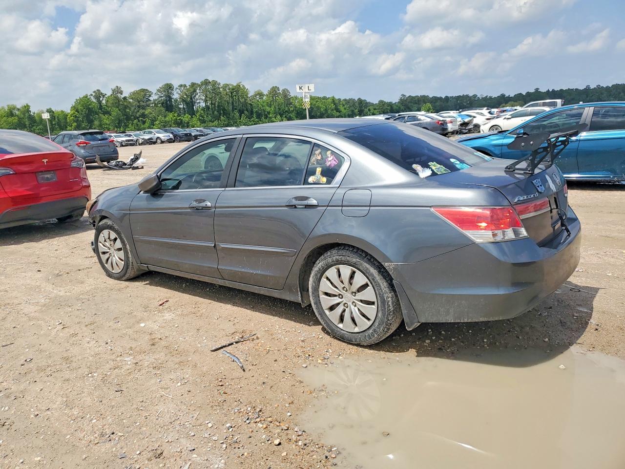 2011 HONDA ACCORD LX photo 3