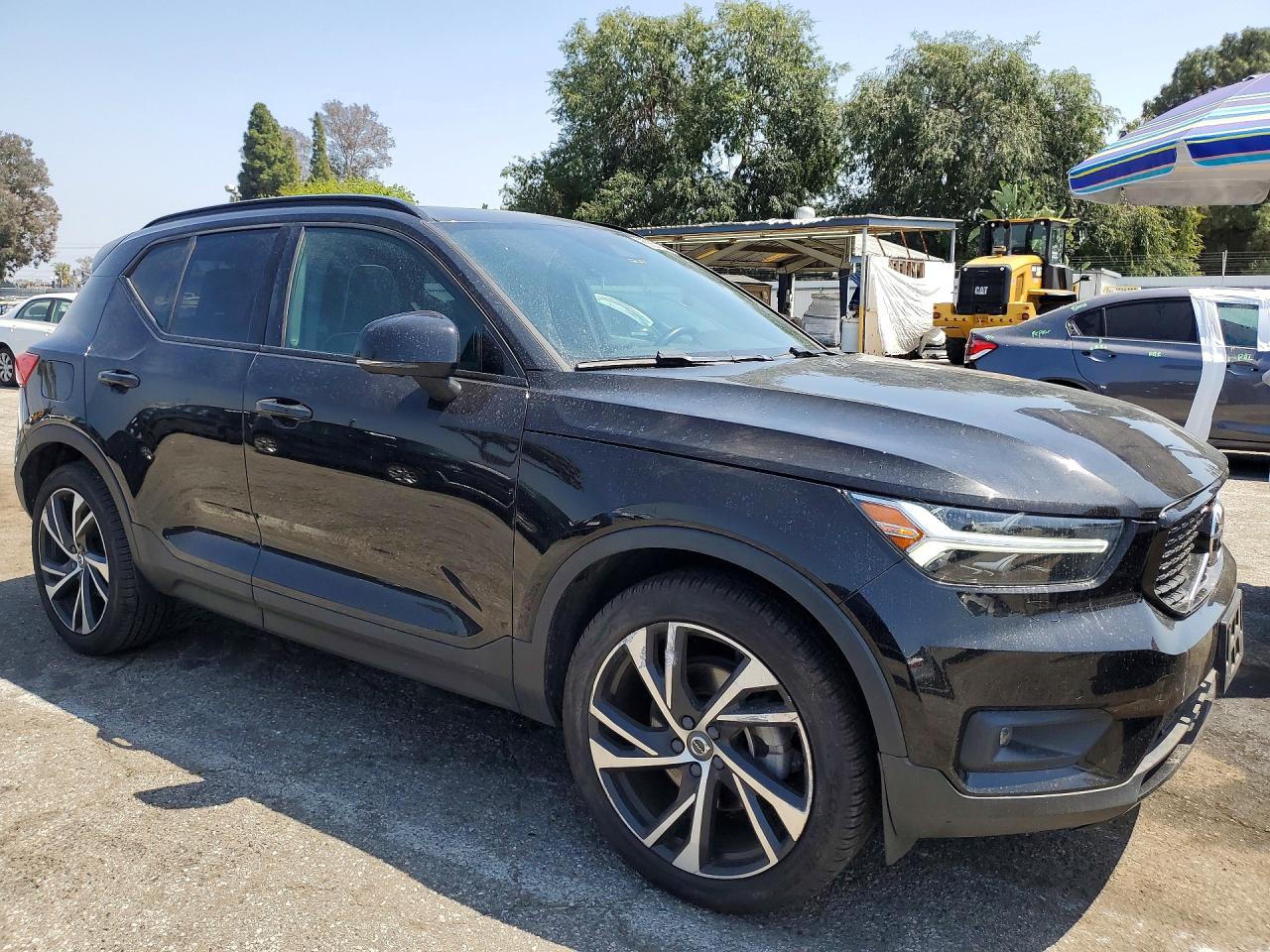 2021 VOLVO XC40 T5 R-DESIGN photo 7