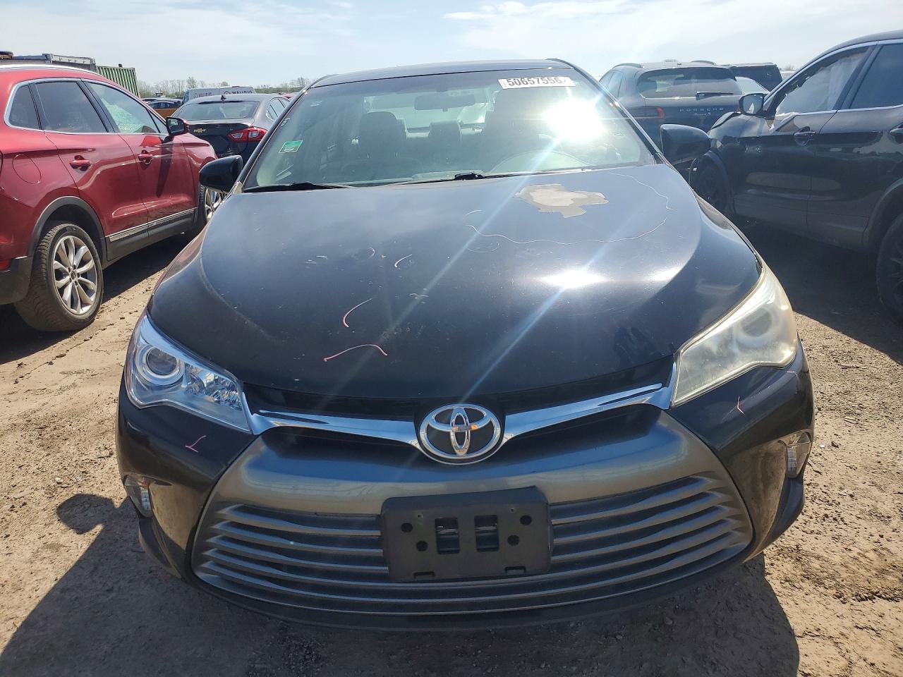 2016 TOYOTA CAMRY LE photo 5