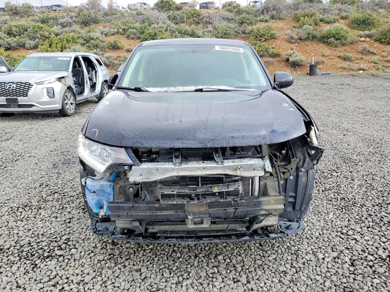 2018 MITSUBISHI OUTLANDER SE photo 9