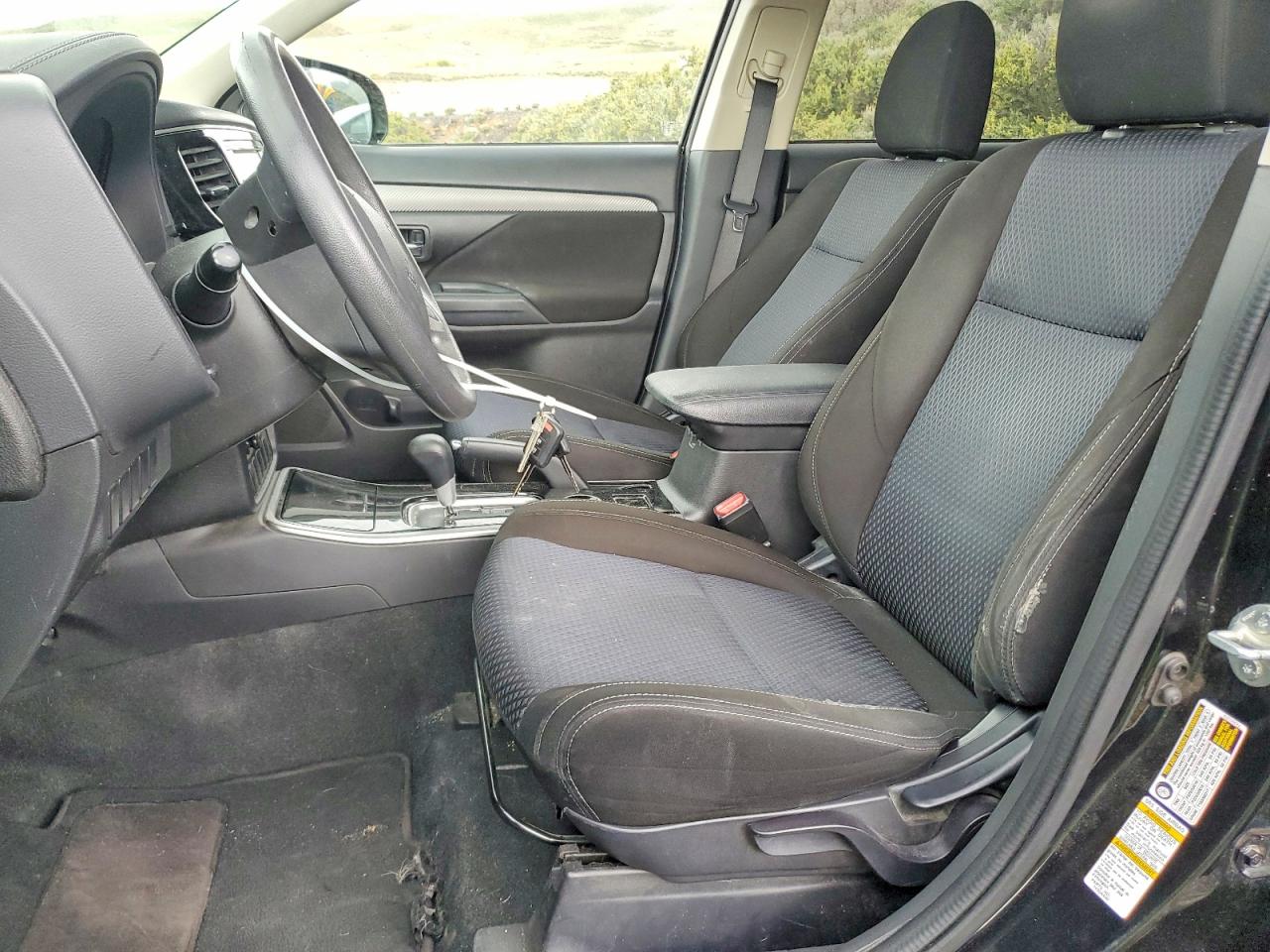 2018 MITSUBISHI OUTLANDER SE photo 13