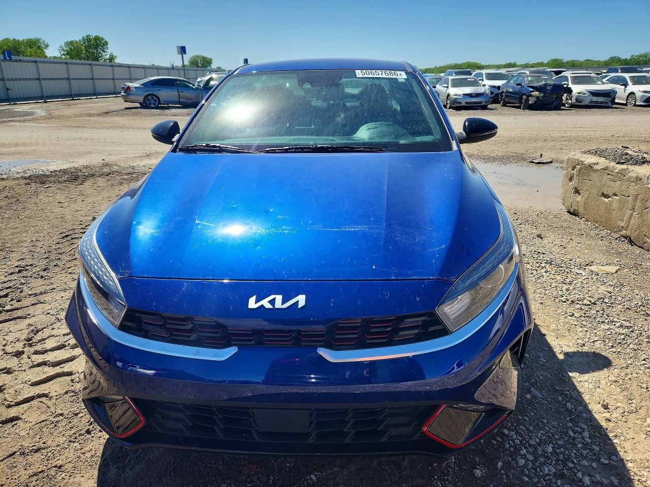 2024 KIA FORTE GT LINE photo 9