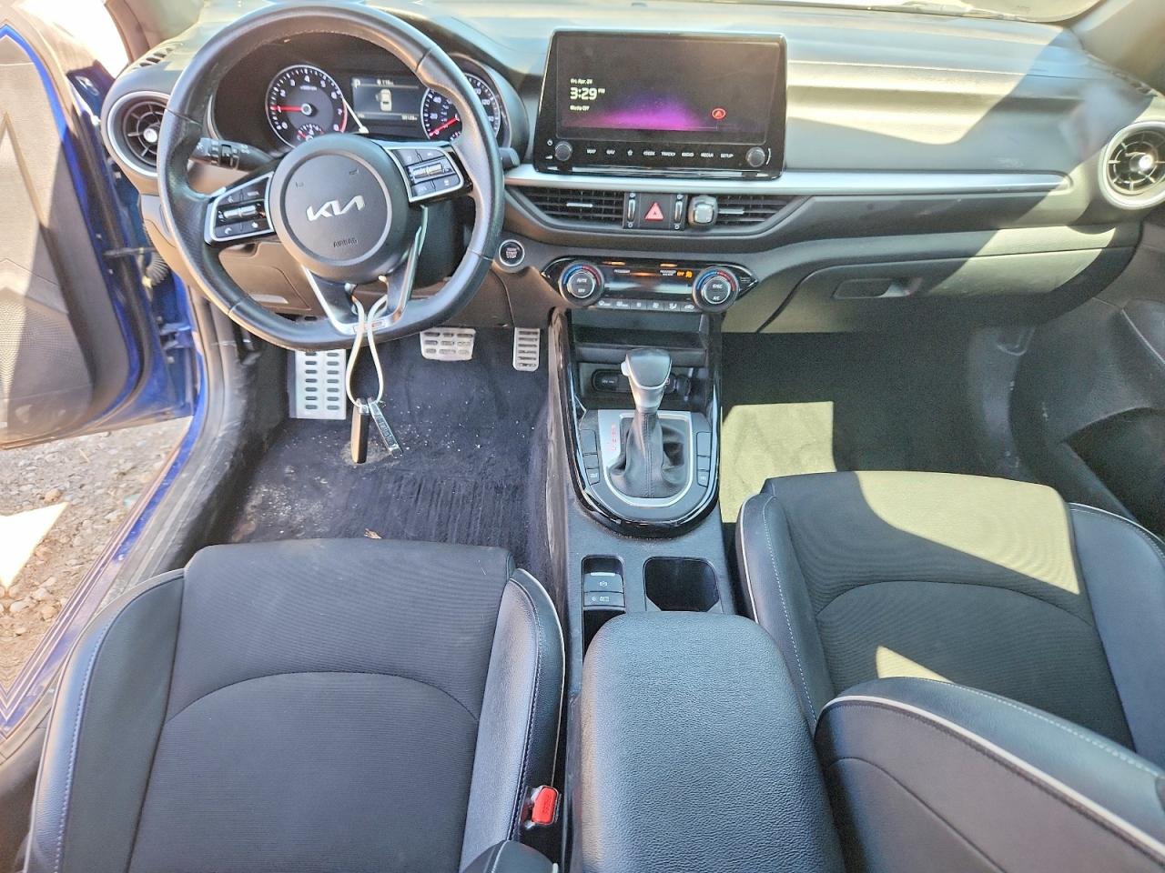 2024 KIA FORTE GT LINE photo 15