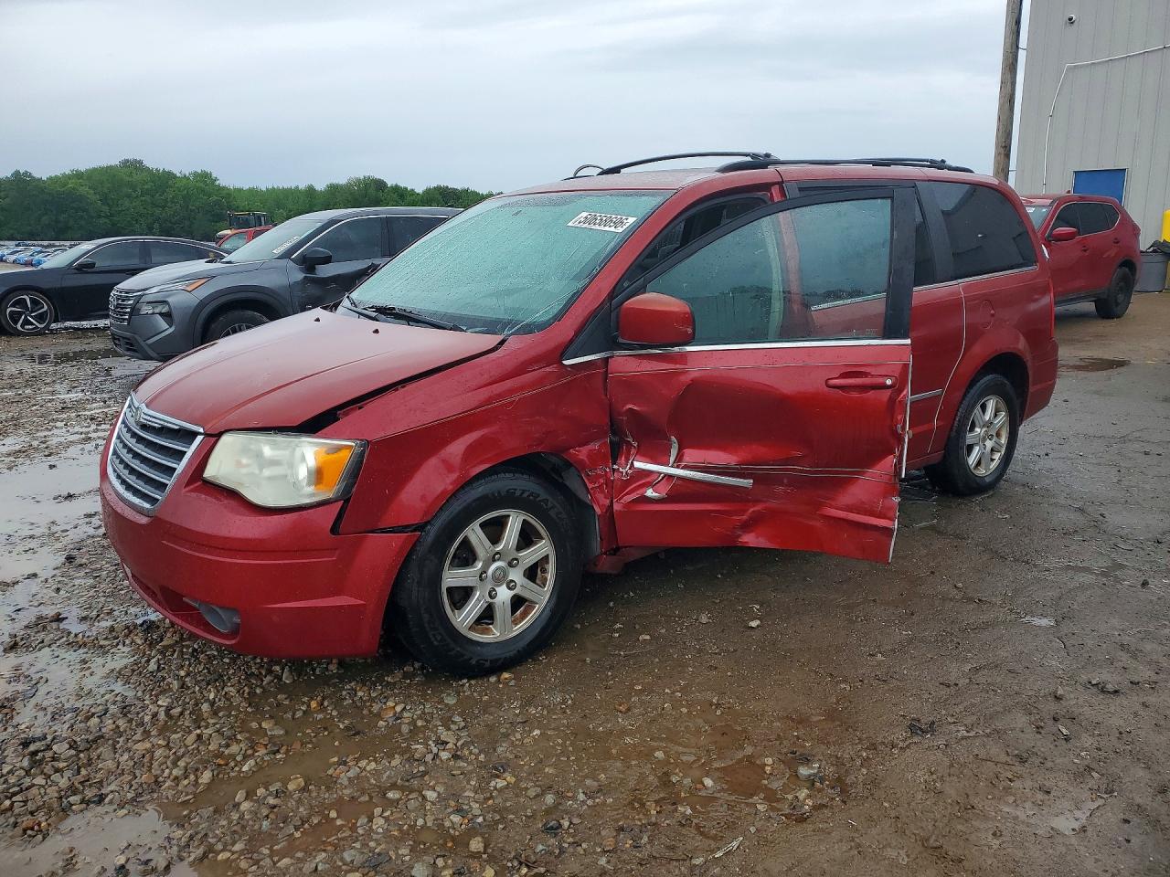 2010 CHRYSLER TOWN & COUNTRY