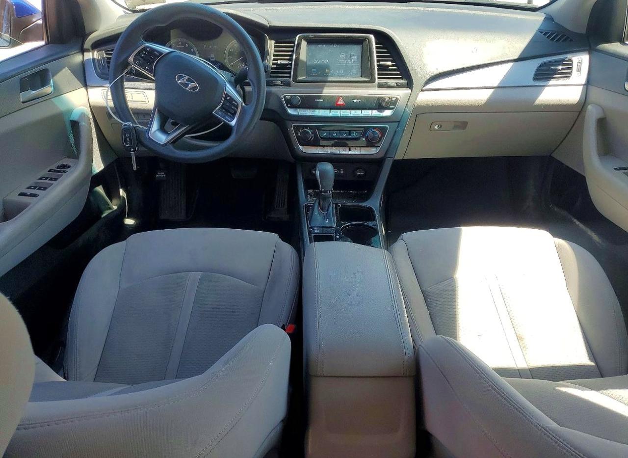 2018 HYUNDAI SONATA SE photo 22