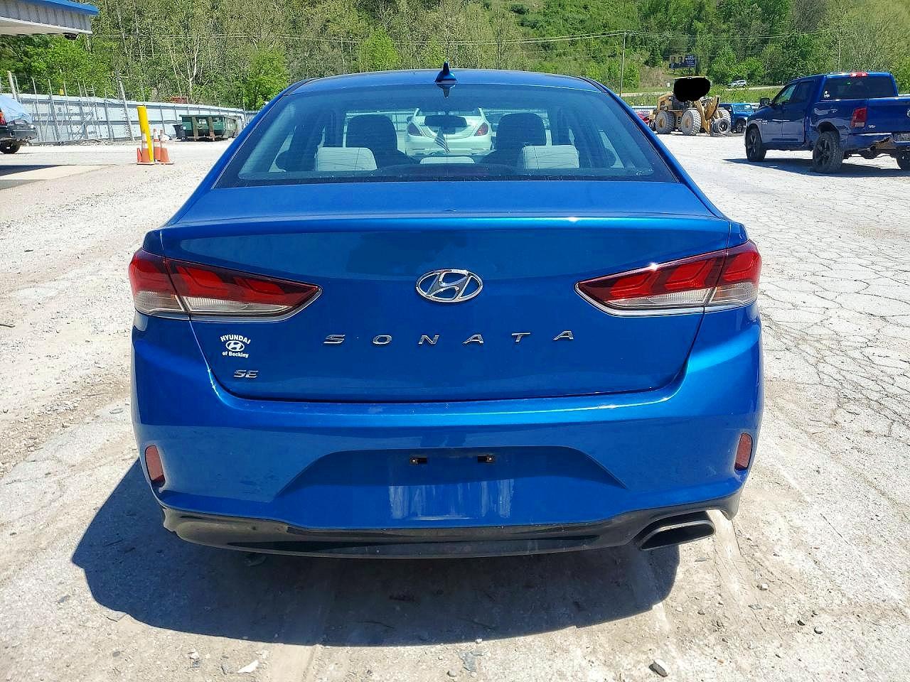 2018 HYUNDAI SONATA SE photo 16