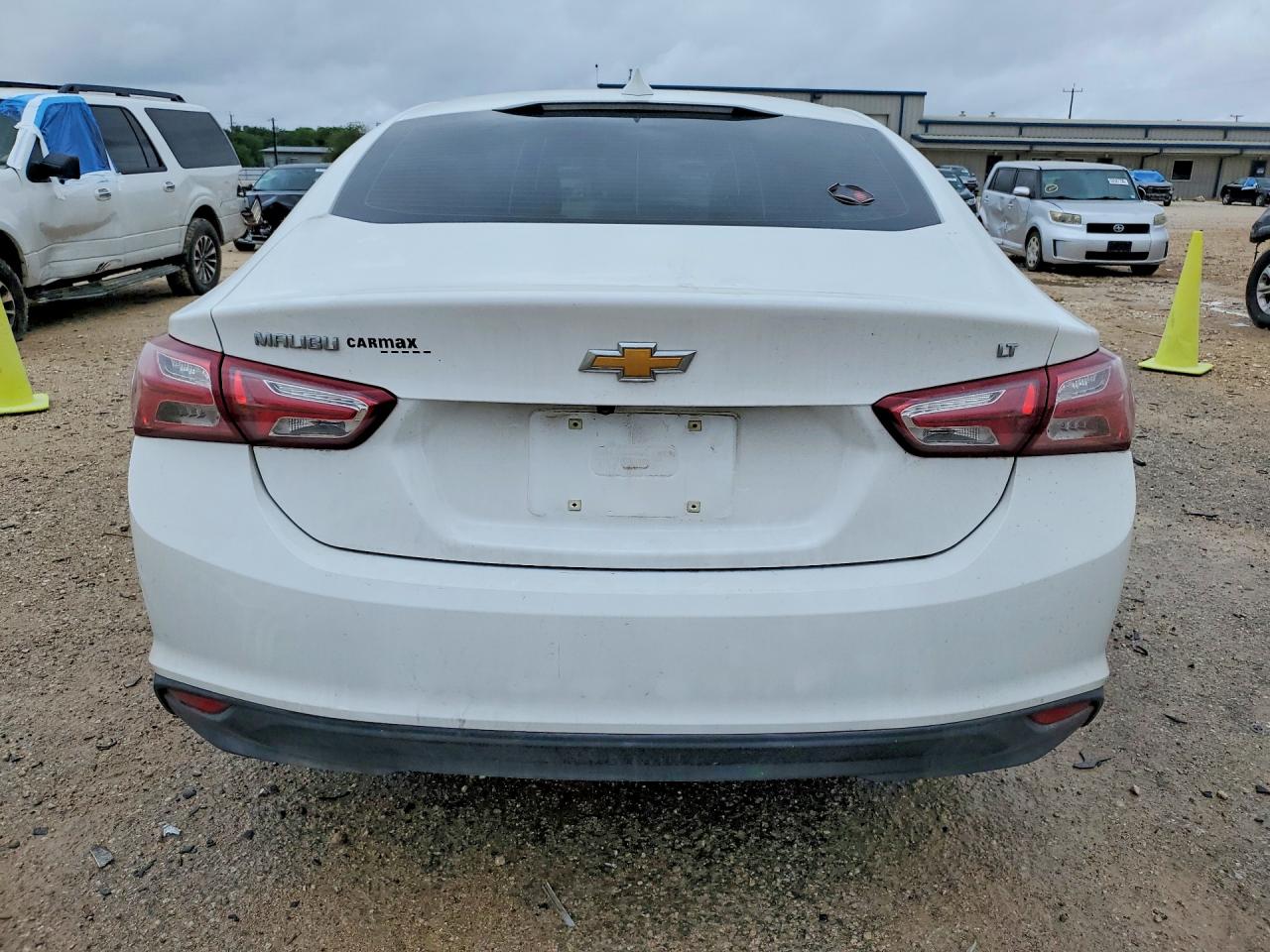 2022 CHEVROLET MALIBU LT photo 11