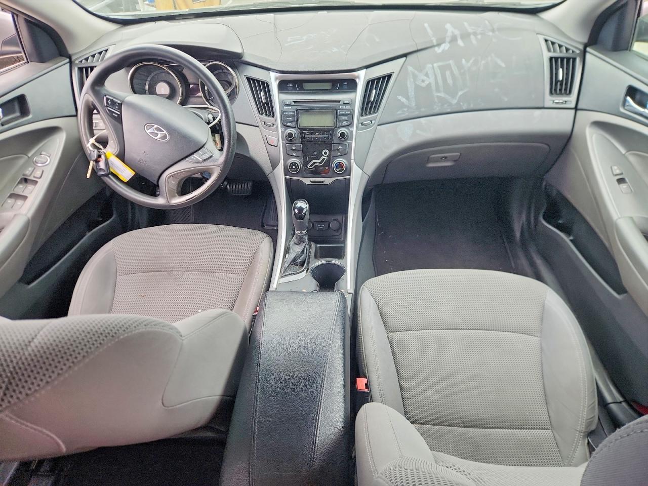 2013 HYUNDAI SONATA GLS photo 15
