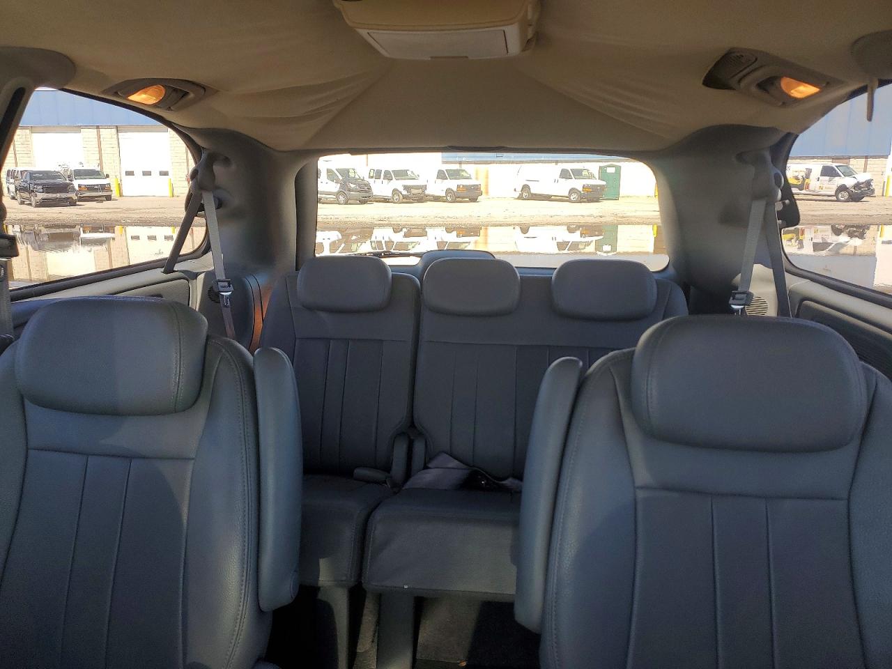2006 CHRYSLER TOWN & COUNTRY TOURING photo 19