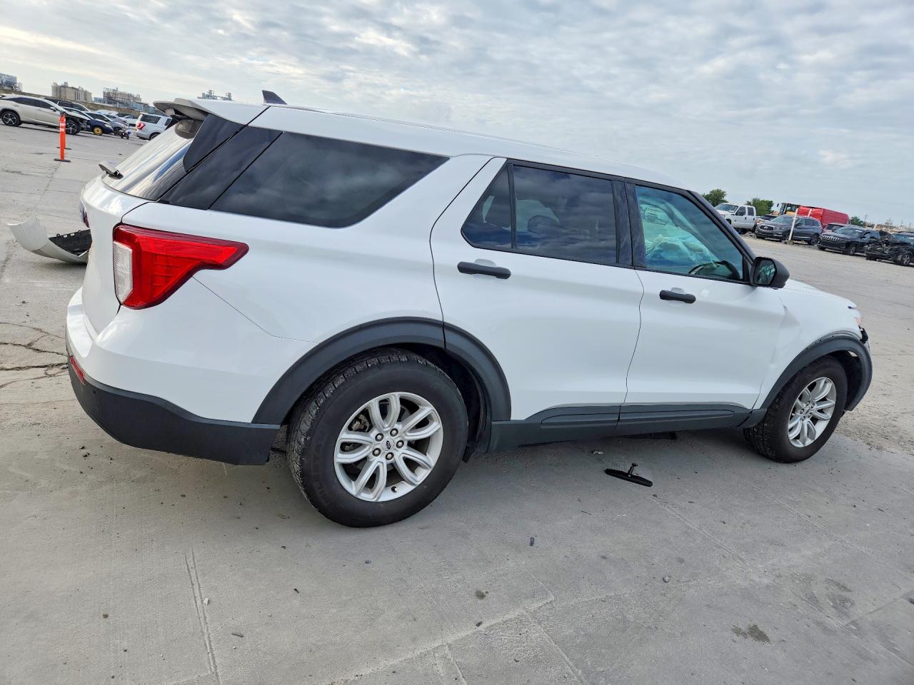 2021 FORD EXPLORER photo 7