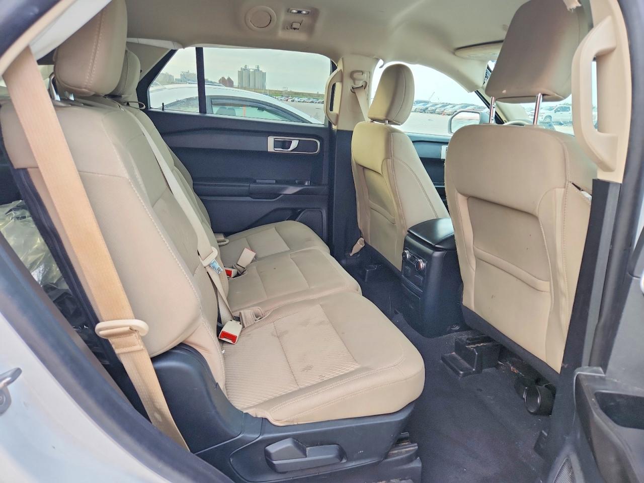 2021 FORD EXPLORER photo 31