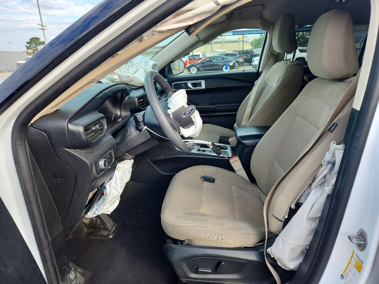 2021 FORD EXPLORER photo 19