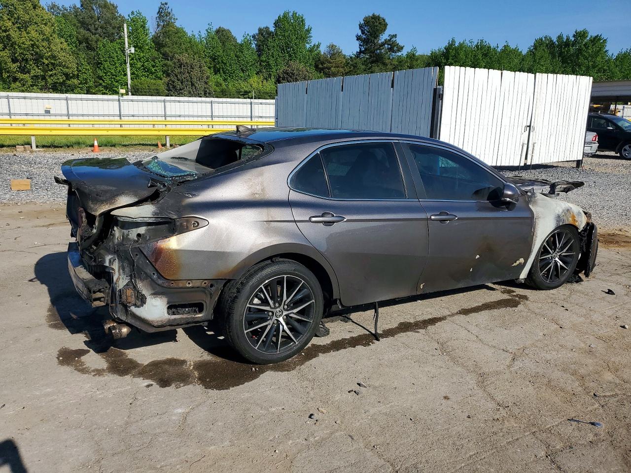 2024 TOYOTA CAMRY SE photo 5