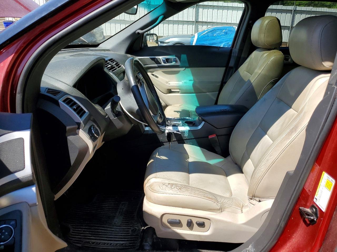 2015 FORD EXPLORER XLT photo 13