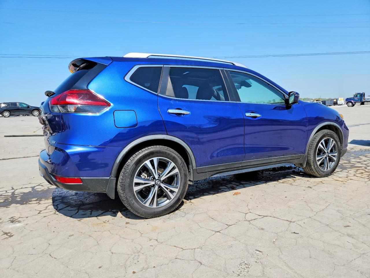 2020 NISSAN ROGUE SV photo 5