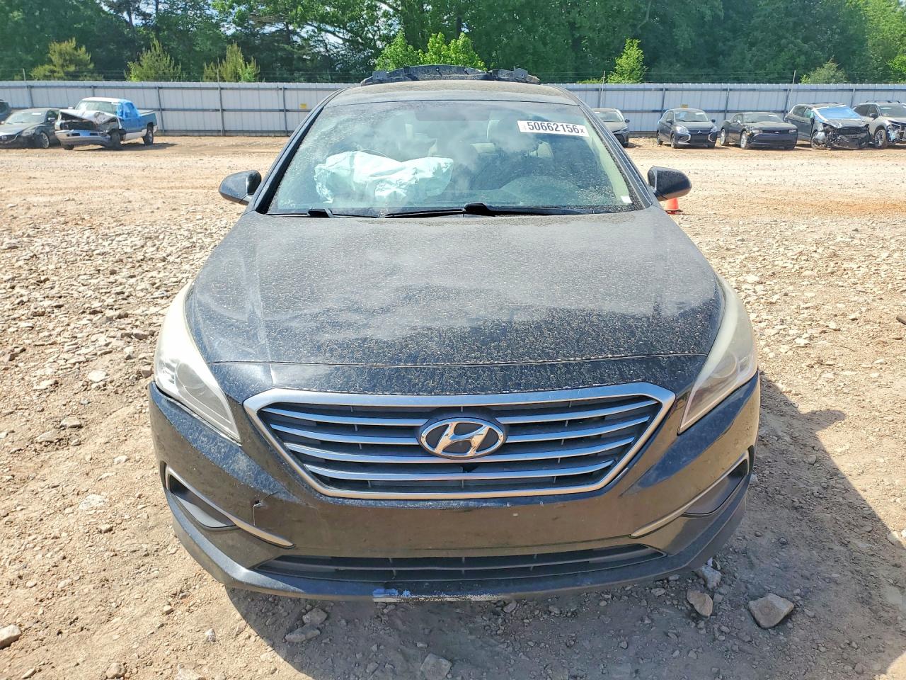 2017 HYUNDAI SONATA SE photo 5