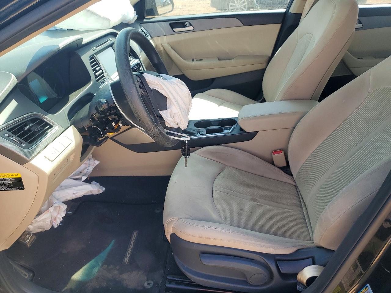2017 HYUNDAI SONATA SE photo 7