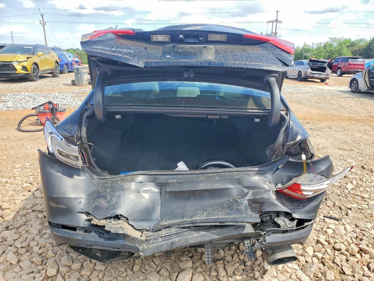 2017 HYUNDAI SONATA SE photo 6