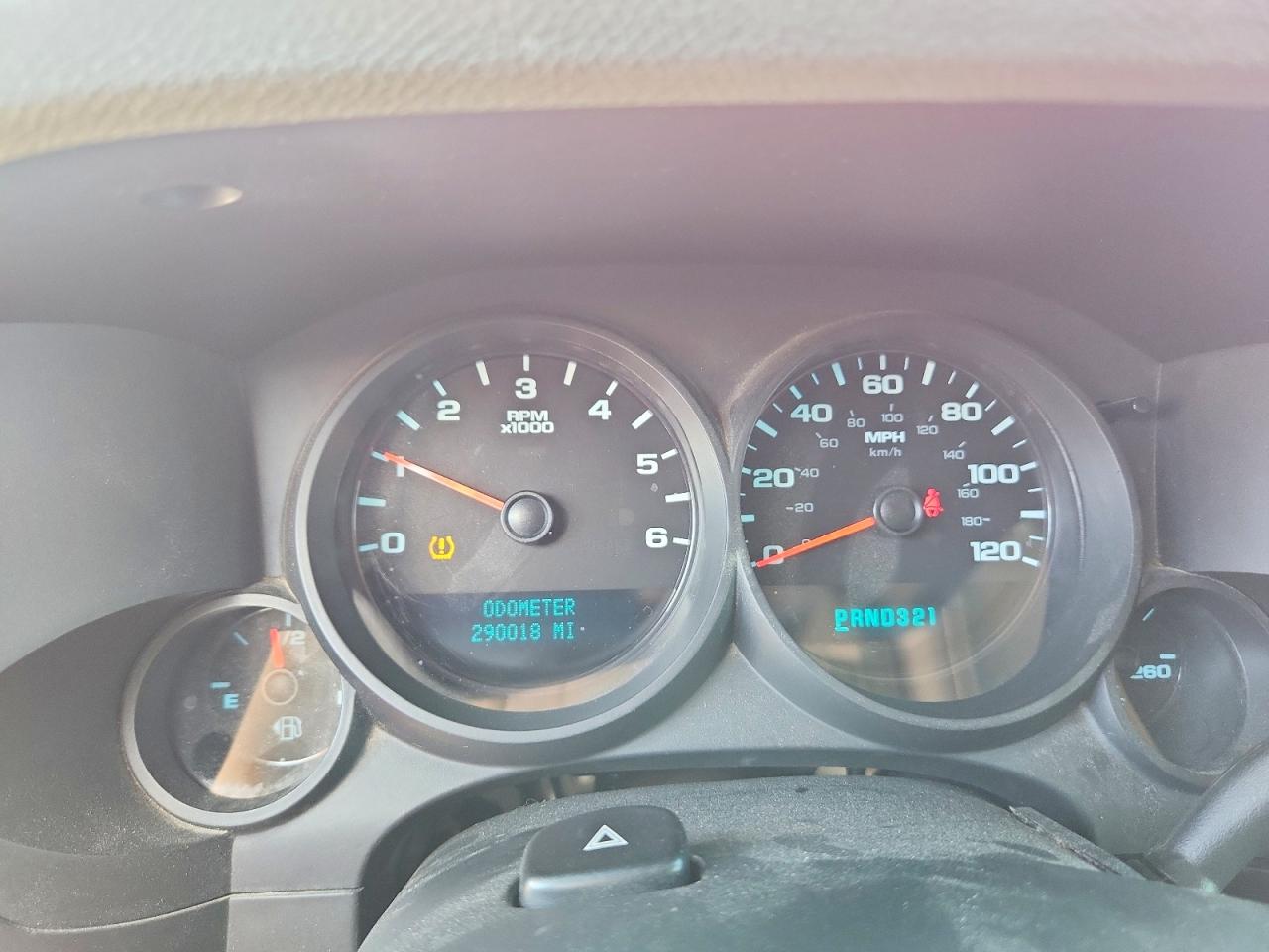 2010 CHEVROLET SILVERADO C1500 LS photo 17