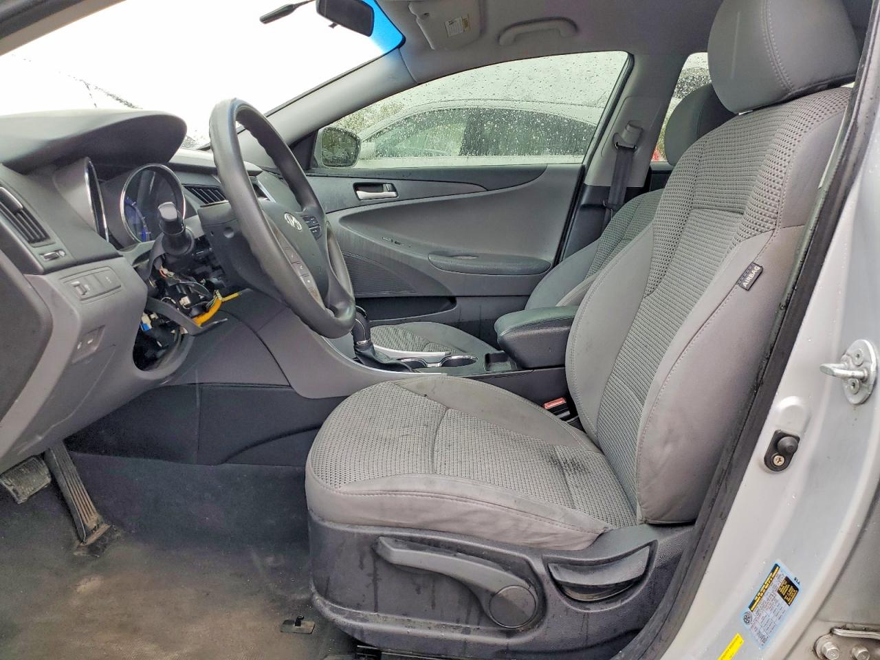 2011 HYUNDAI SONATA GLS photo 17