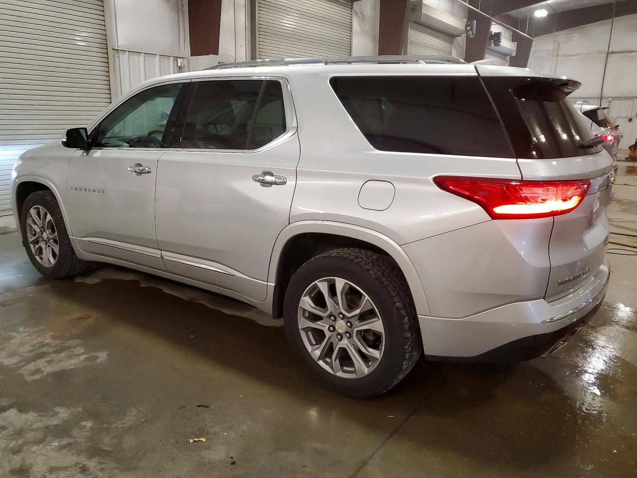 2019 CHEVROLET TRAVERSE PREMIER photo 3