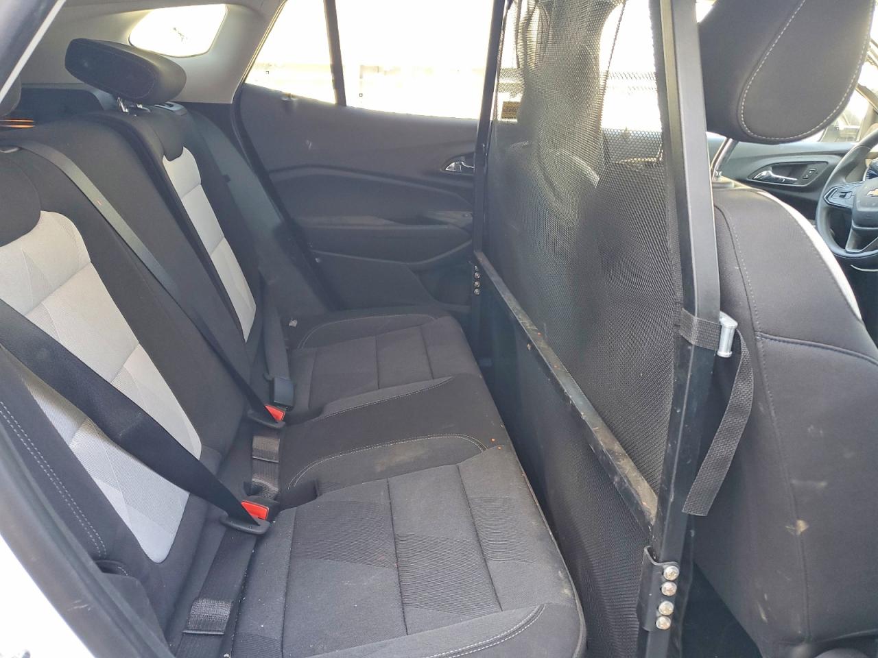 2025 CHEVROLET TRAX LS photo 21