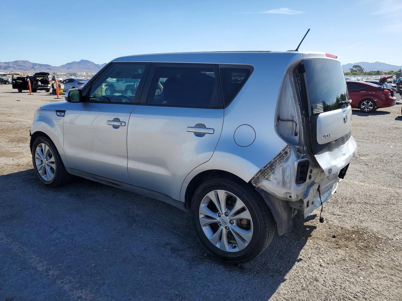 2015 KIA SOUL + photo 3