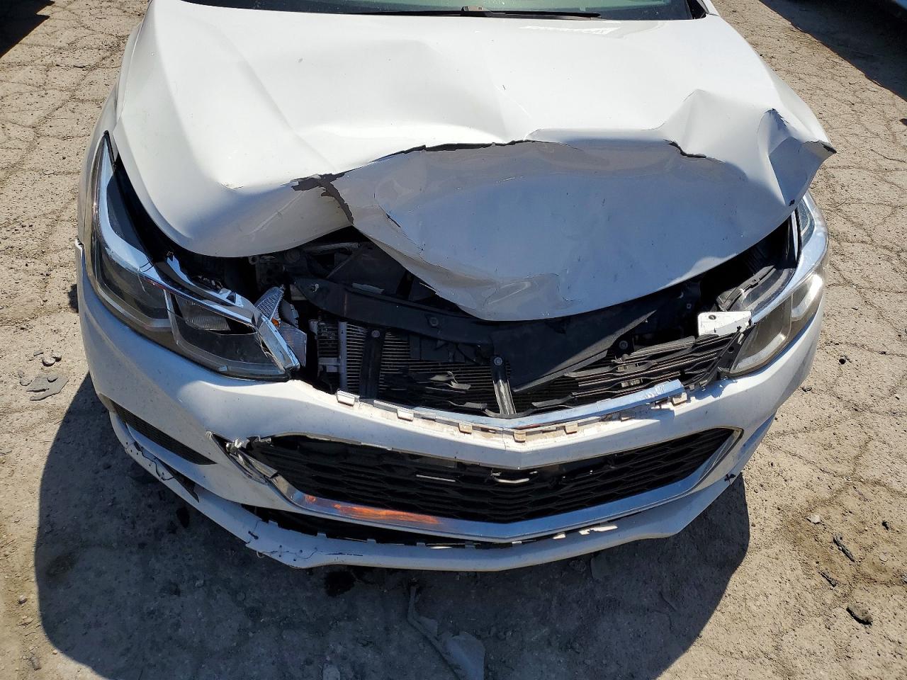 2017 CHEVROLET CRUZE LS photo 21