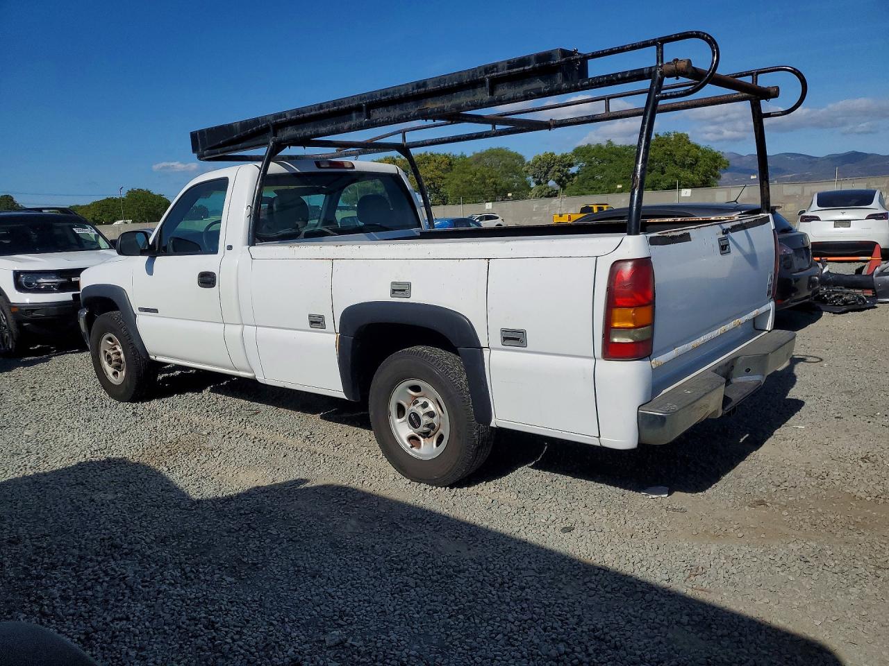 2001 GMC NEW SIERRA C2500 photo 4