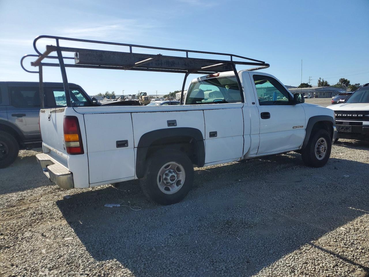 2001 GMC NEW SIERRA C2500 photo 7