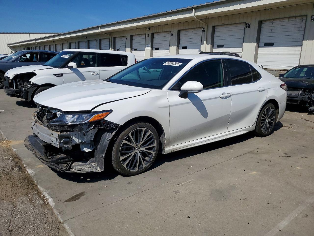 2019 TOYOTA CAMRY