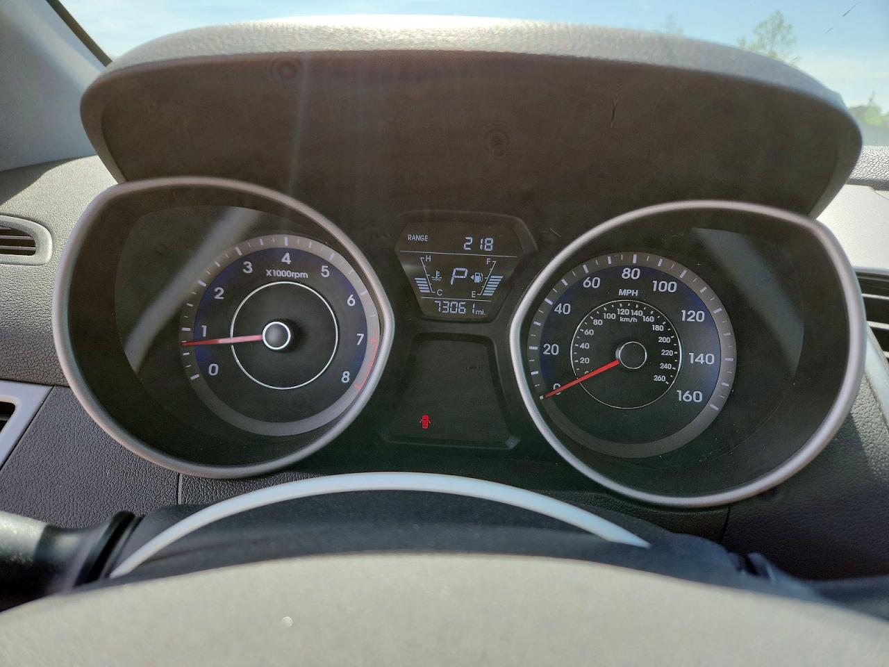 2015 HYUNDAI ELANTRA SE photo 25
