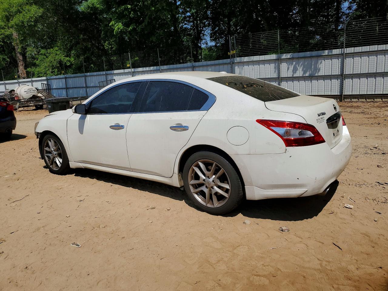 2010 NISSAN MAXIMA 3.5 S photo 2