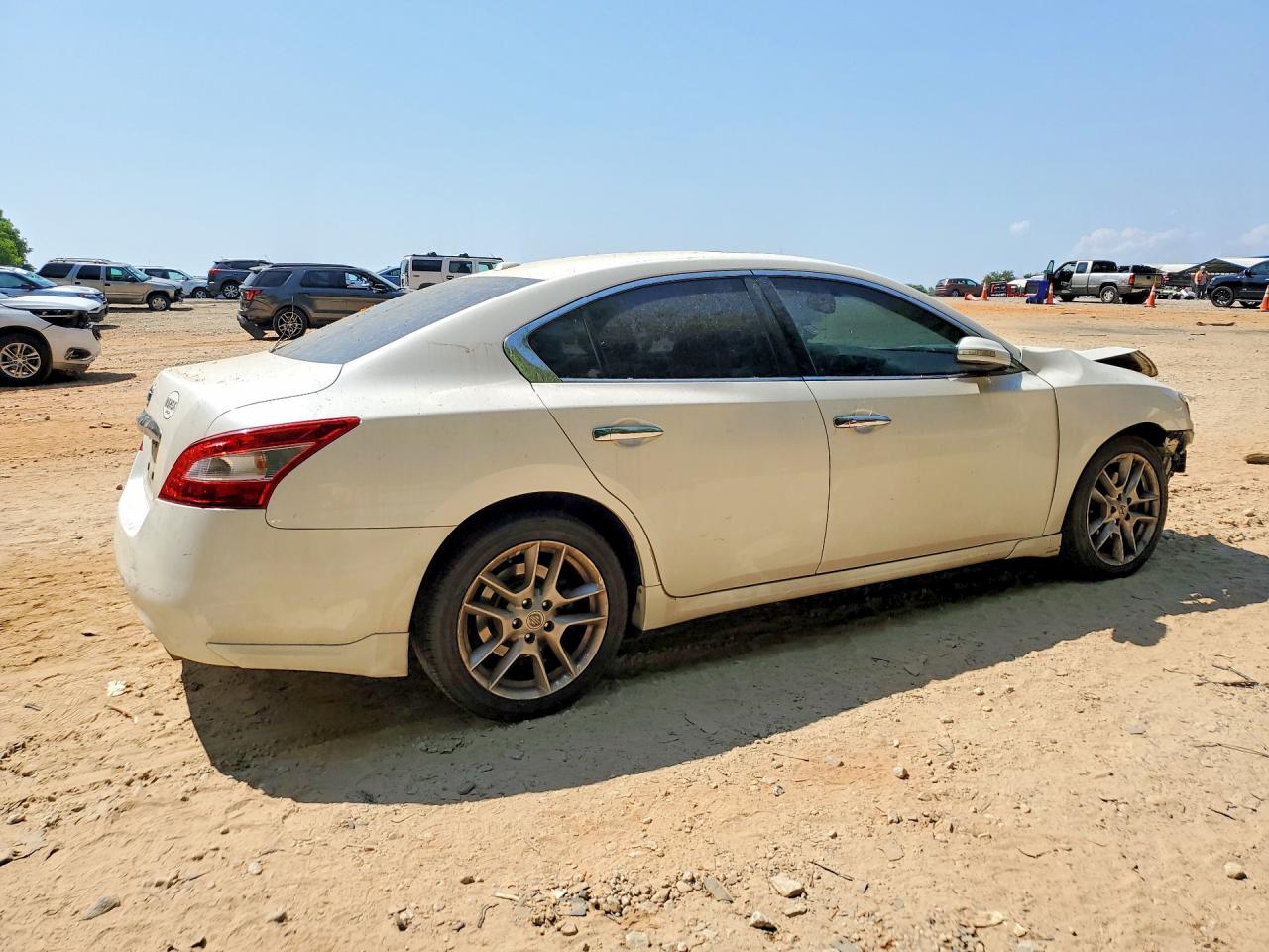 2010 NISSAN MAXIMA 3.5 S photo 3