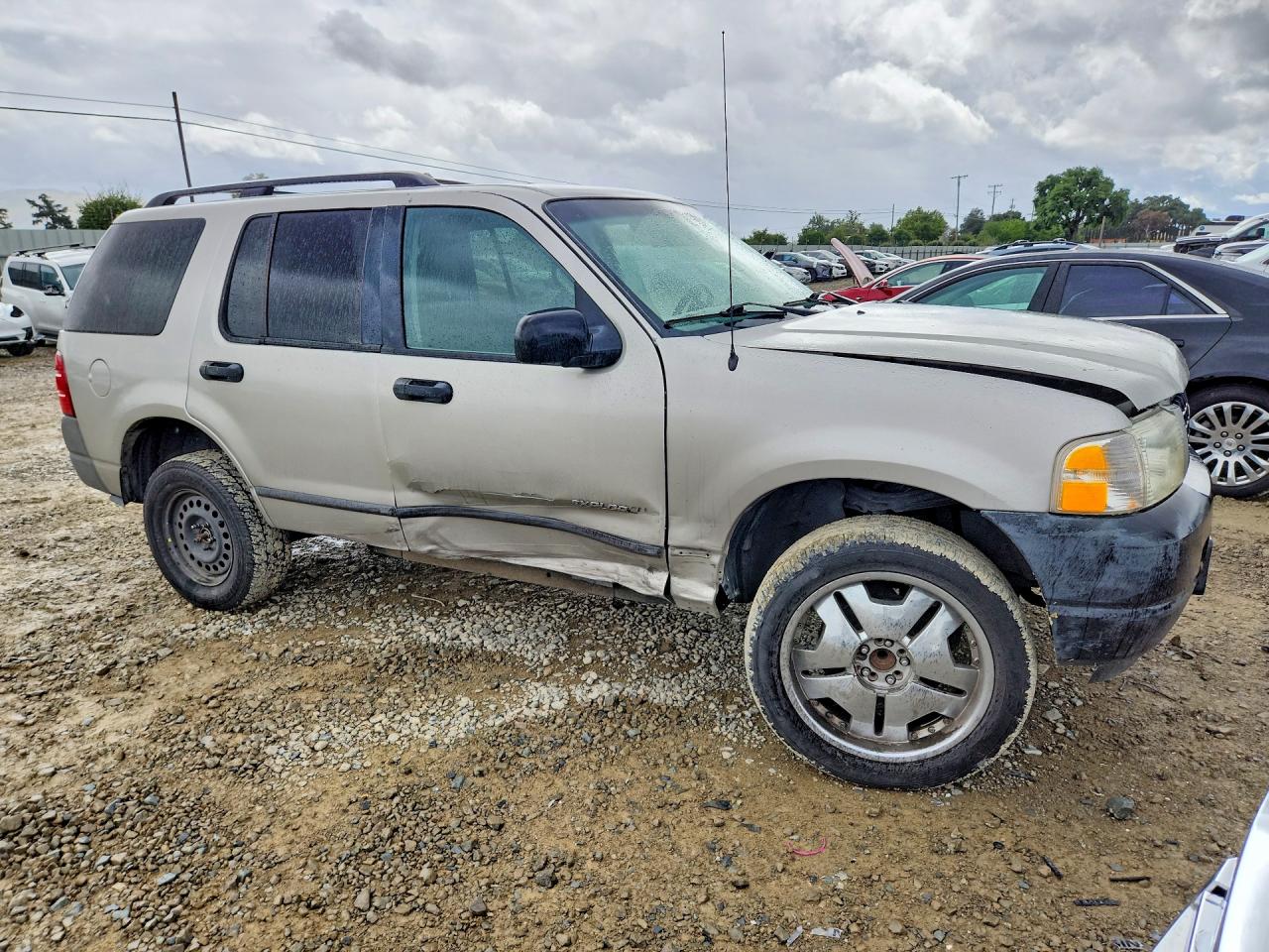 2004 FORD EXPLORER XLS photo 10