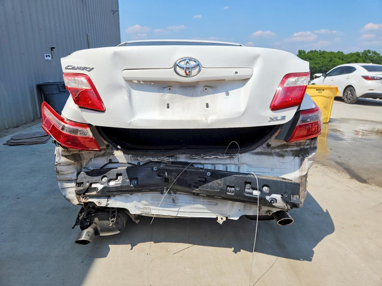 2009 TOYOTA CAMRY XLE V6 photo 6
