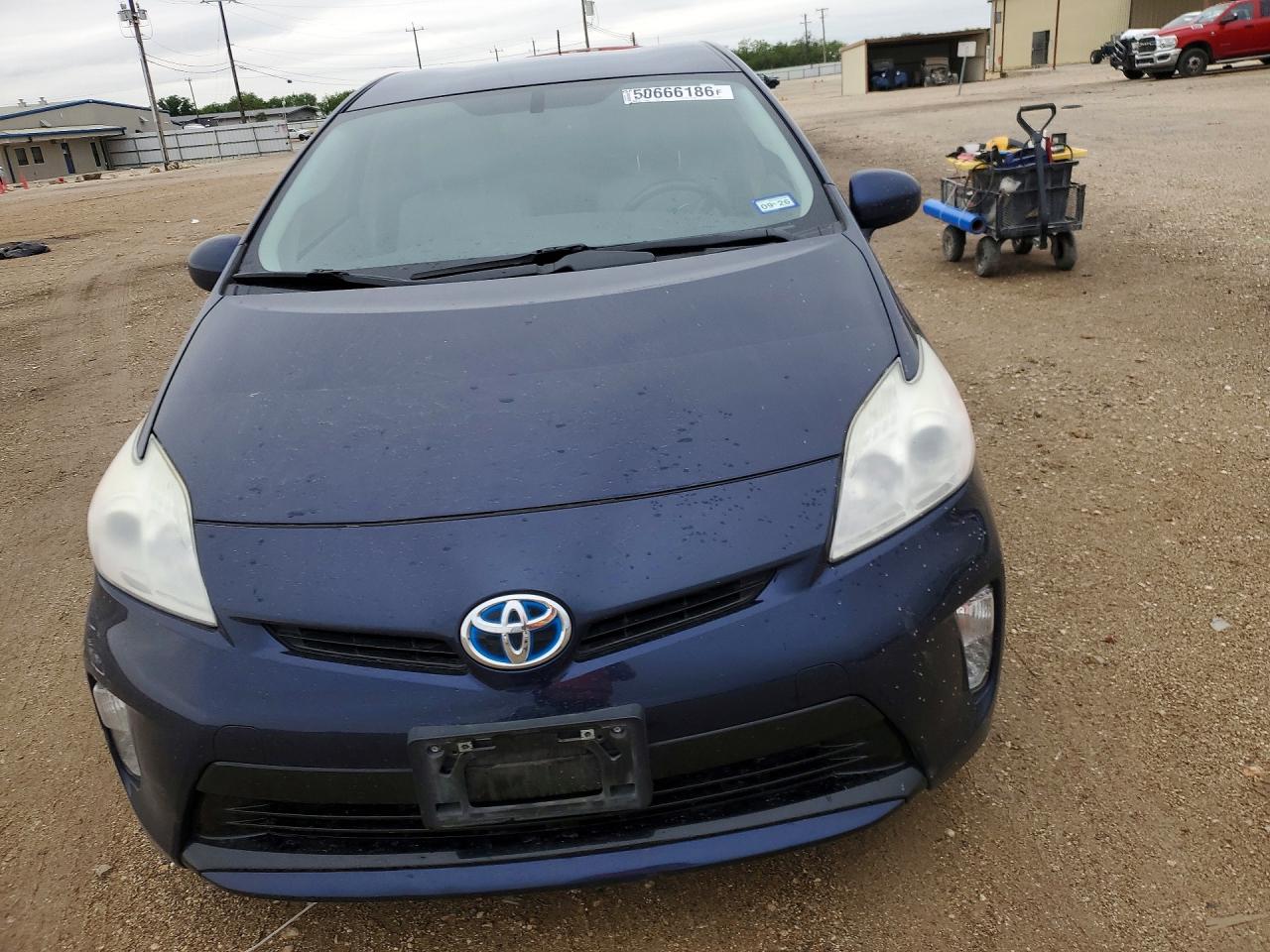 2013 TOYOTA PRIUS FOUR photo 13