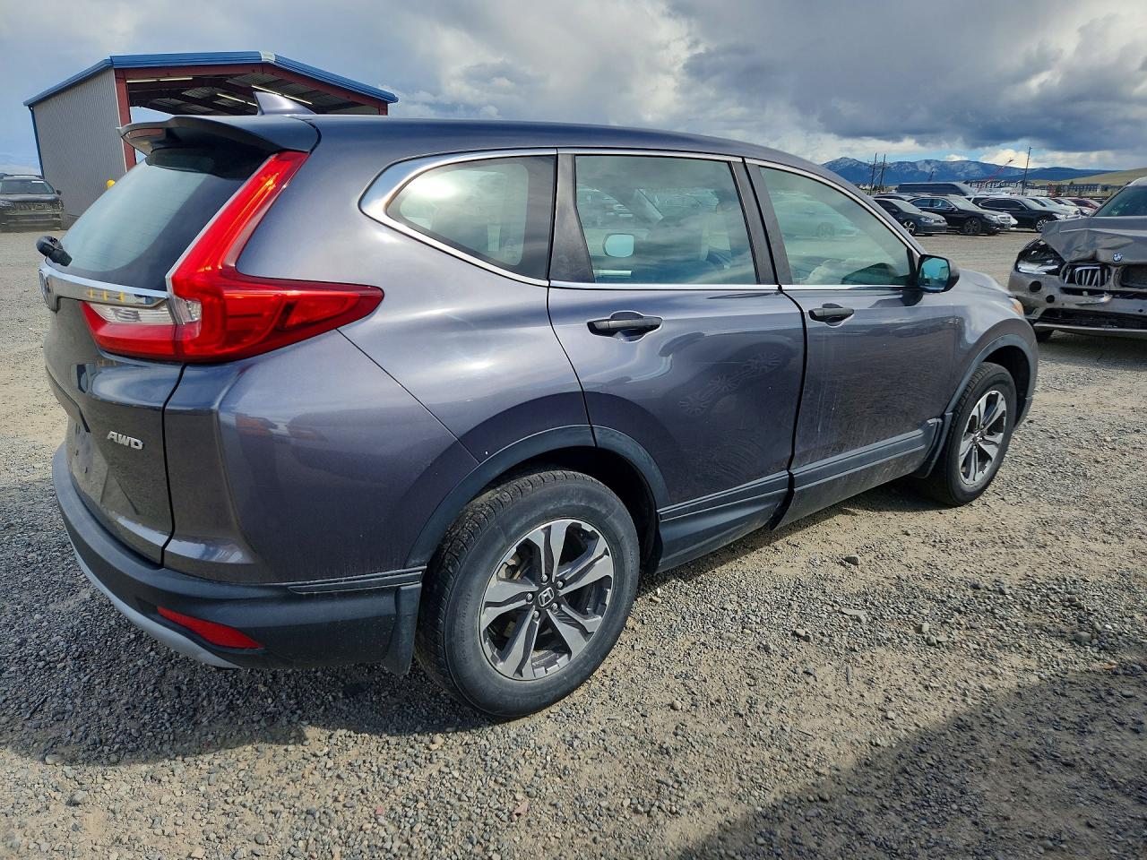 2017 HONDA CR-V LX photo 7
