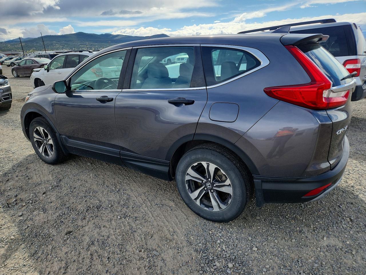 2017 HONDA CR-V LX photo 4