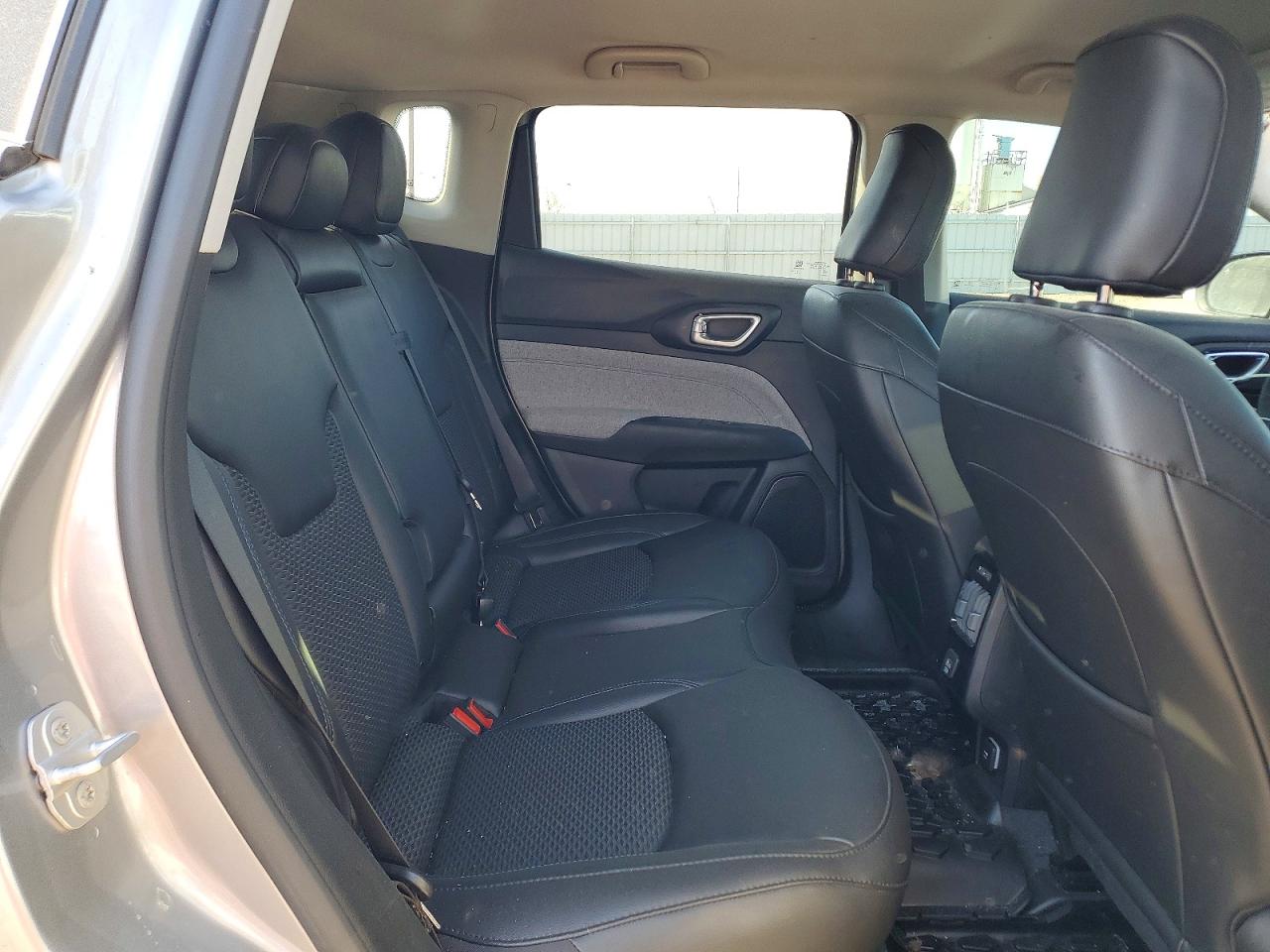 2022 JEEP COMPASS LATITUDE photo 21