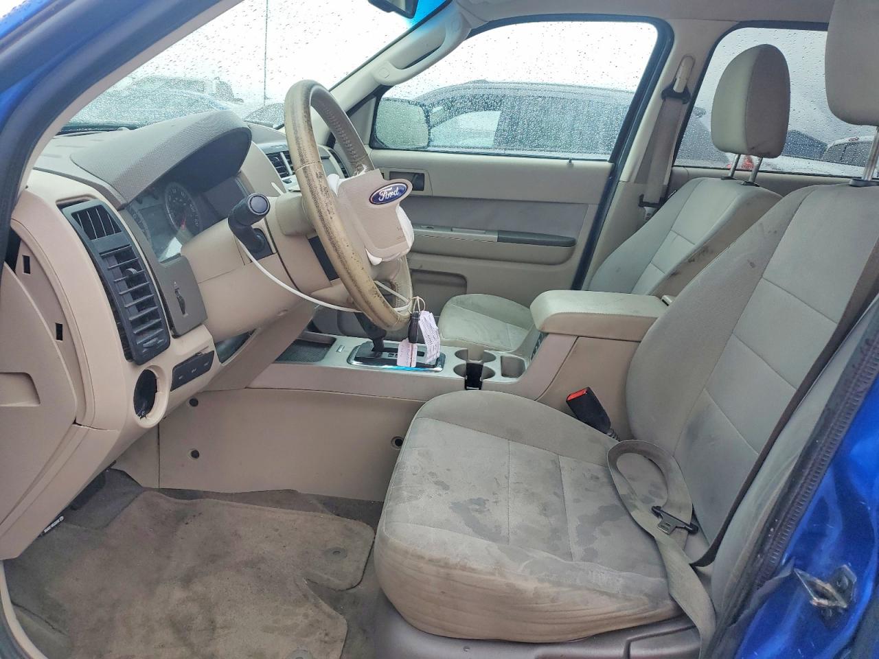 2011 FORD ESCAPE XLT photo 19