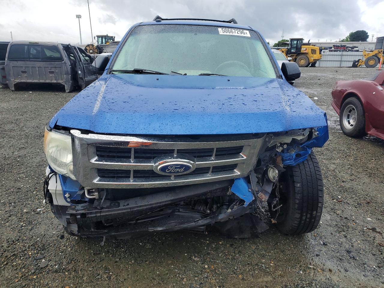 2011 FORD ESCAPE XLT photo 13