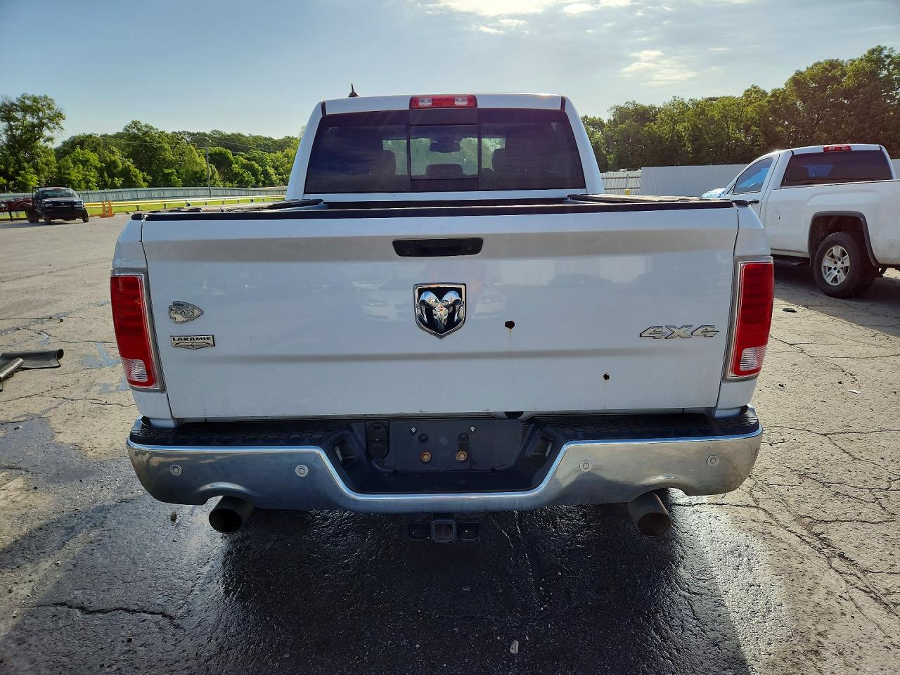 2014 RAM 1500 LARAMIE photo 11
