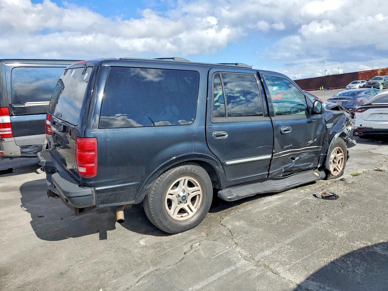 2002 FORD EXPEDITION XLT photo 7
