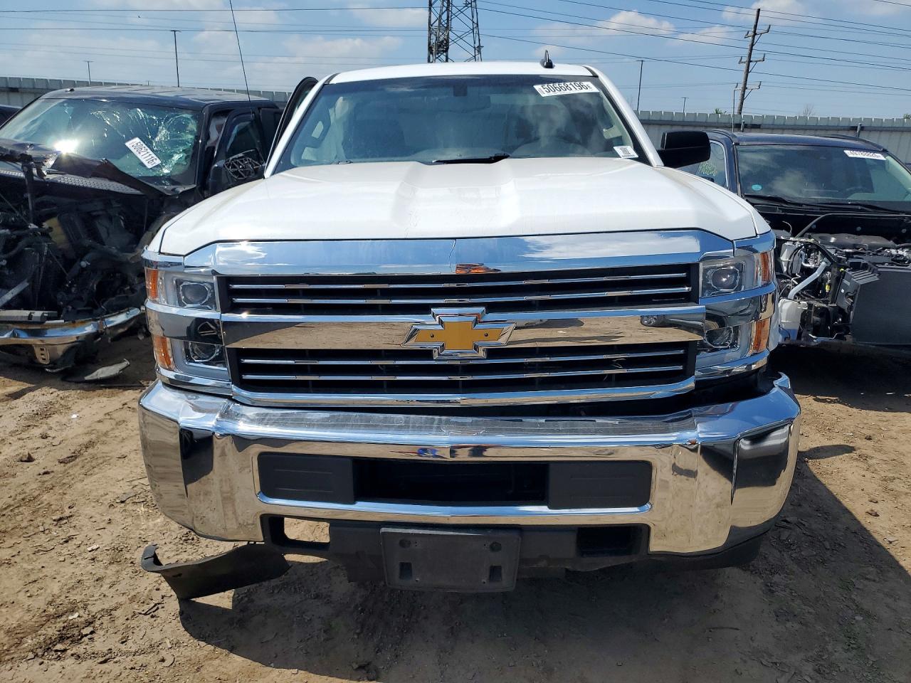 2016 CHEVROLET SILVERADO K2500 HEAVY DUTY photo 9