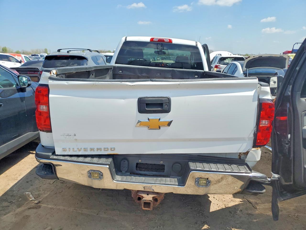 2016 CHEVROLET SILVERADO K2500 HEAVY DUTY photo 11