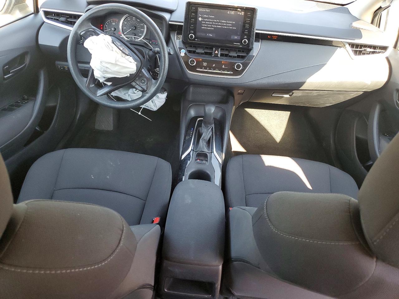 2022 TOYOTA COROLLA LE photo 8